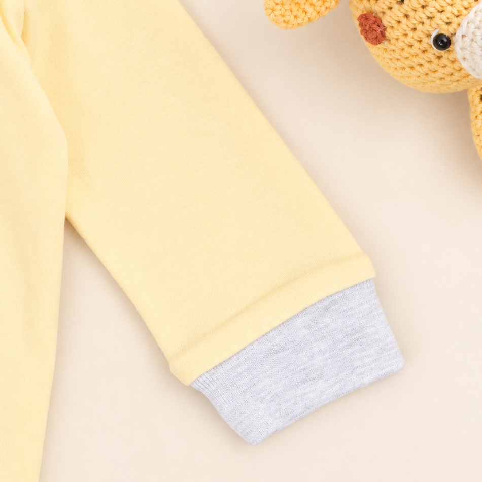 yellow-sleepsuit-02